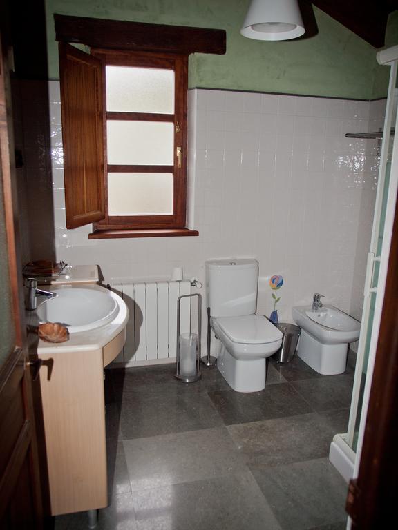 Casa Rural La Cabana Del Valleyu Sotres Kamer foto